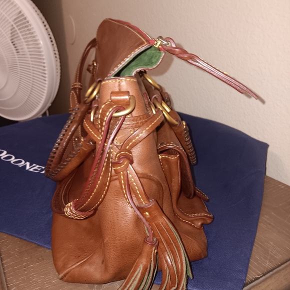 Dooney Bourke Florentine double pocket satchel chestnut with flaw on bottom - Picture 6 of 16